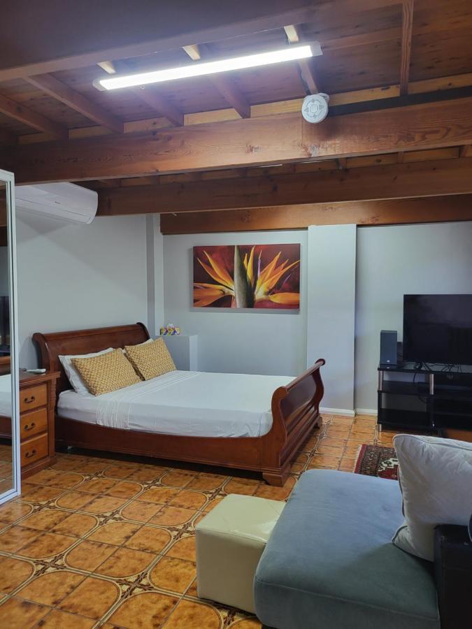 T&V Suites Γουίνσδορ Εξωτερικό φωτογραφία