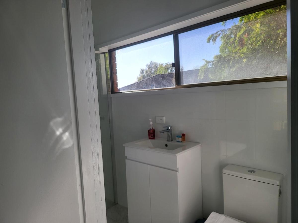 T&V Suites Γουίνσδορ Εξωτερικό φωτογραφία