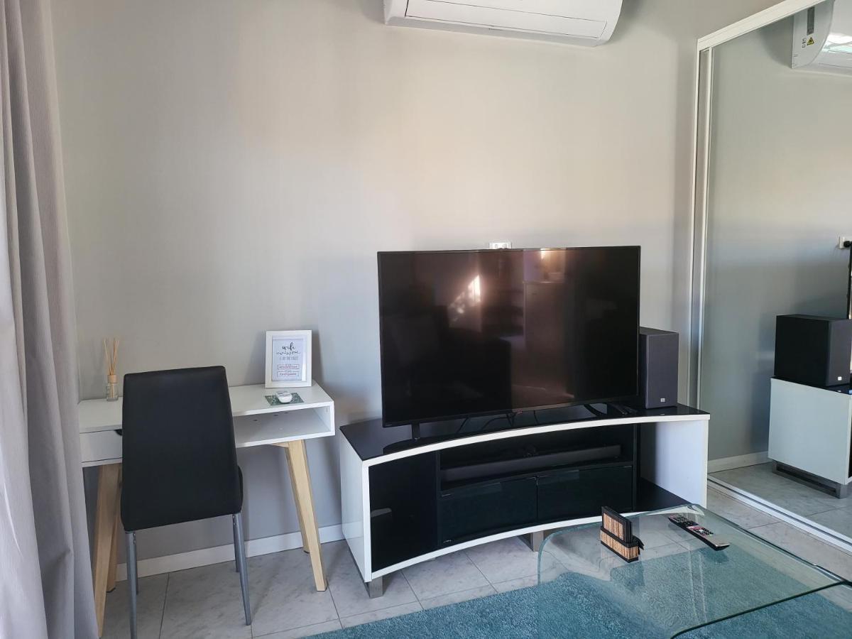T&V Suites Γουίνσδορ Εξωτερικό φωτογραφία