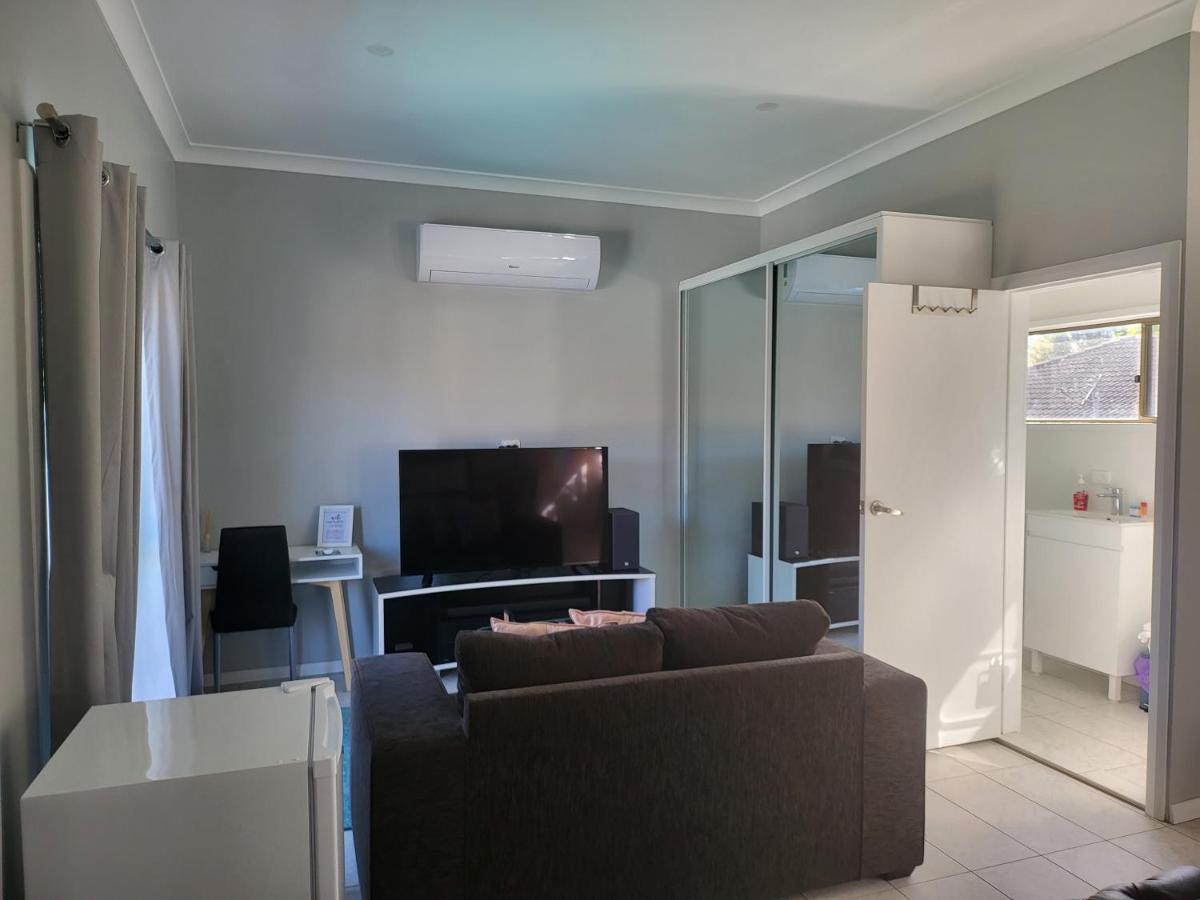 T&V Suites Γουίνσδορ Εξωτερικό φωτογραφία